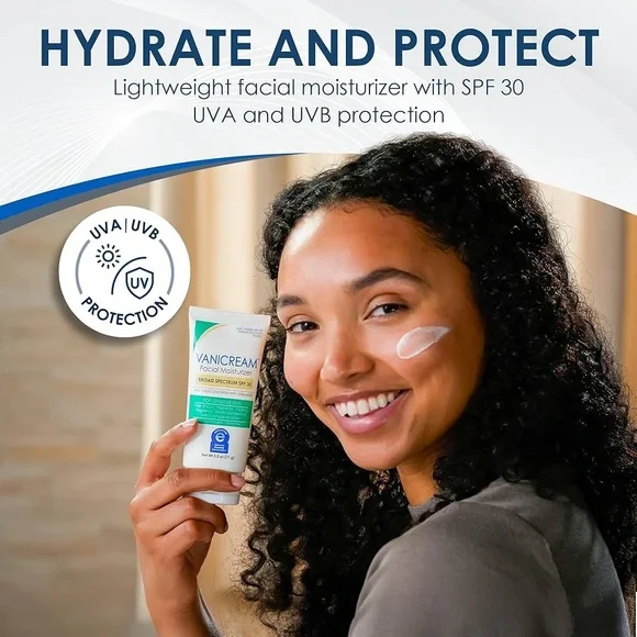 Facial Moisturizer Broad Spectrum SPF 30 - Green - Picture 2 of 3